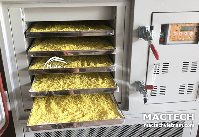 Máy sấy dược liệu