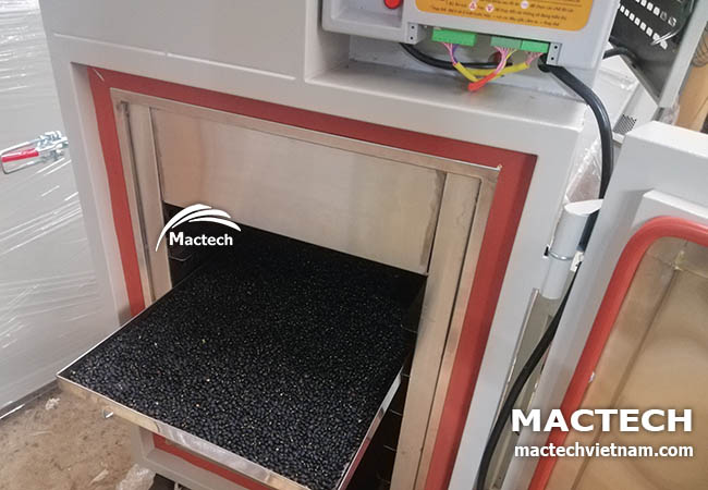 Hạt đậu đen sấy chín giòn